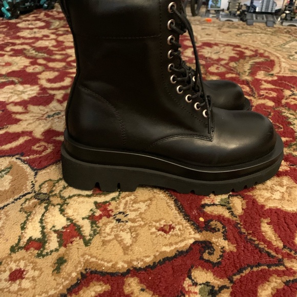 Women boots - Picture 5 of 9